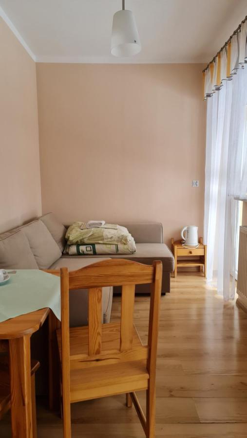 Pod Kamiennikiem Hotel Trzemesnia Luaran gambar