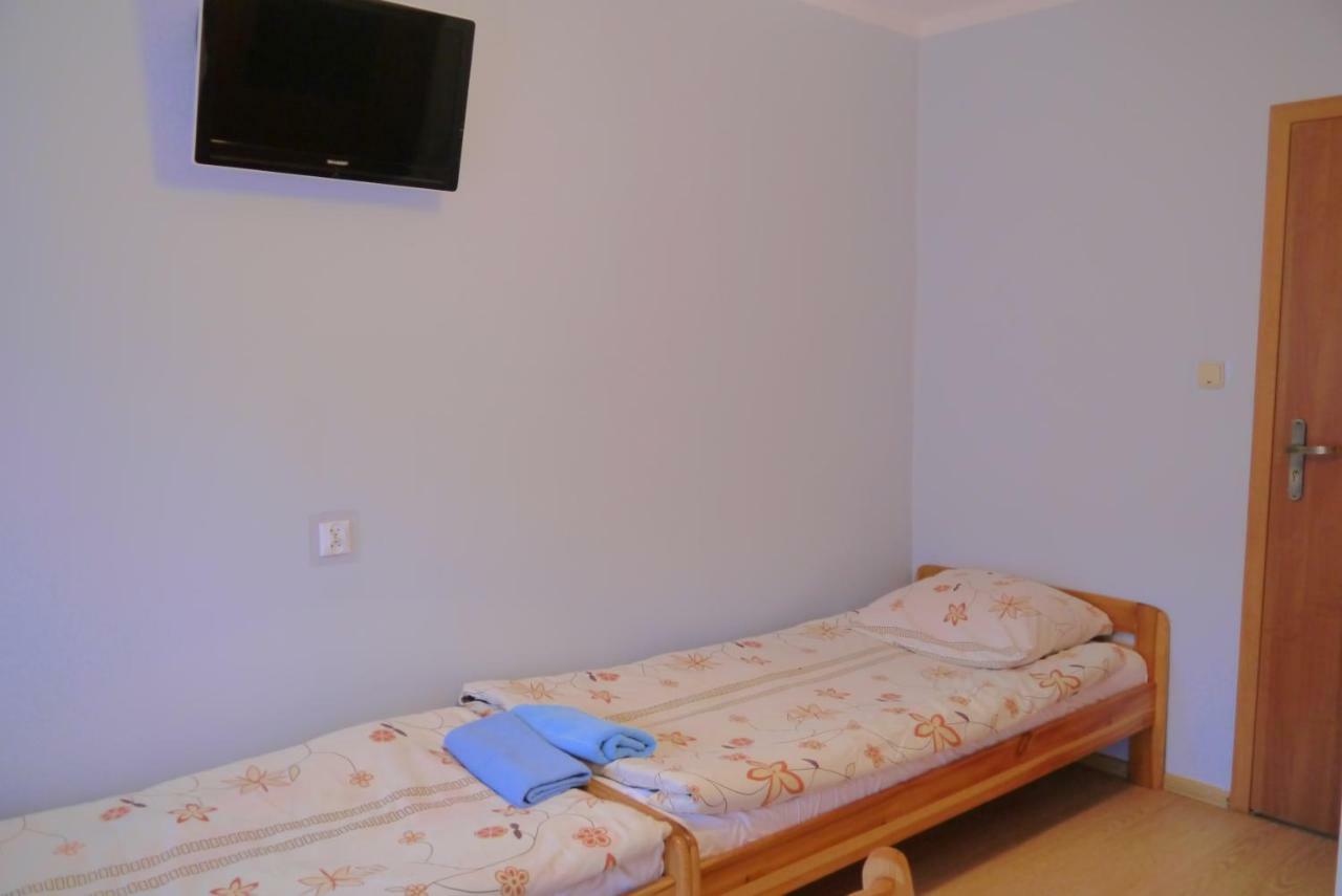 Pod Kamiennikiem Hotel Trzemesnia Luaran gambar