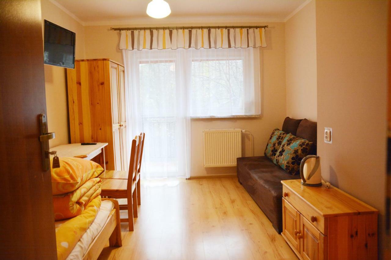 Pod Kamiennikiem Hotel Trzemesnia Luaran gambar