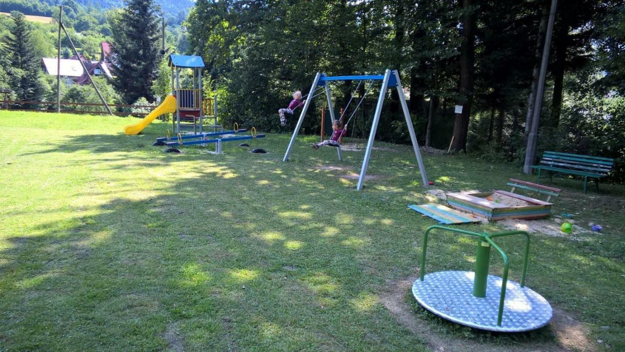 Pod Kamiennikiem Hotel Trzemesnia Luaran gambar